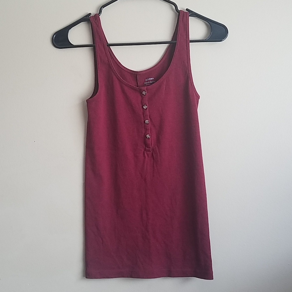 First-Layer Maroon Rib Knit Tank